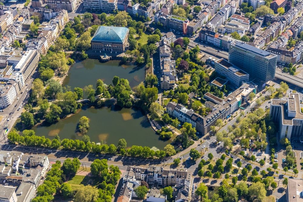 Luftaufnahme Düsseldorf - Parkanlage Ständehauspark mit der Kunstsammlung Nordrhein-Westfalen in Düsseldorf im Bundesland Nordrhein-Westfalen, Deutschland