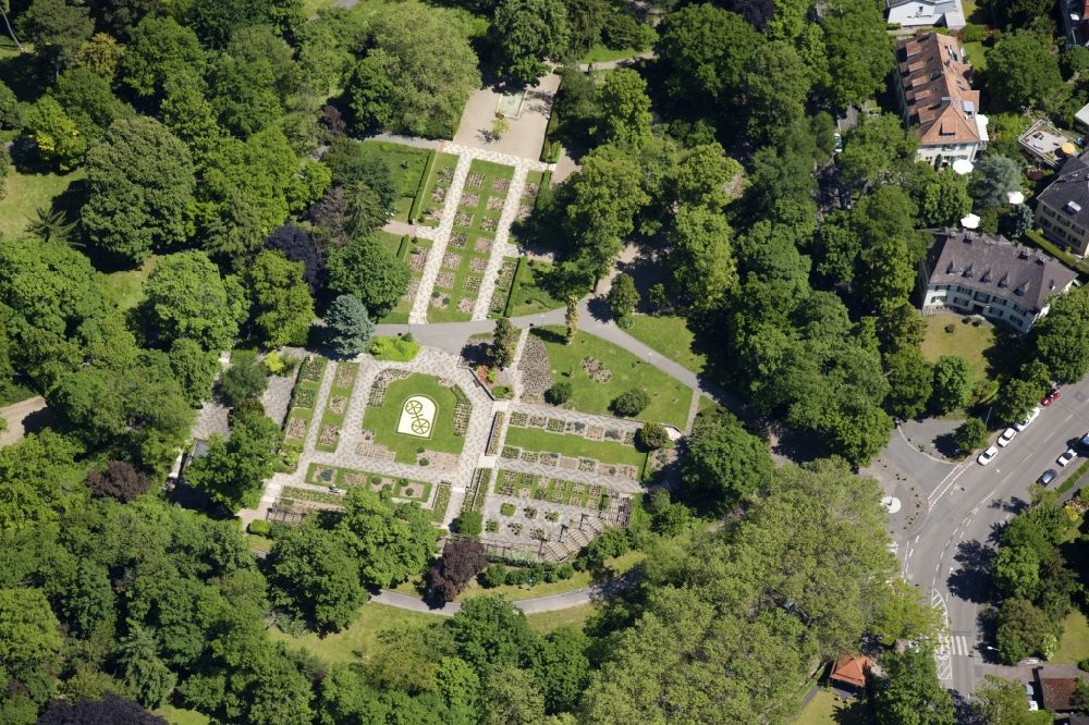 Luftaufnahme Mainz - Parkanlage Volkspark Mainz im Ortsteil Weisenau in Mainz im Bundesland Rheinland-Pfalz, Deutschland
