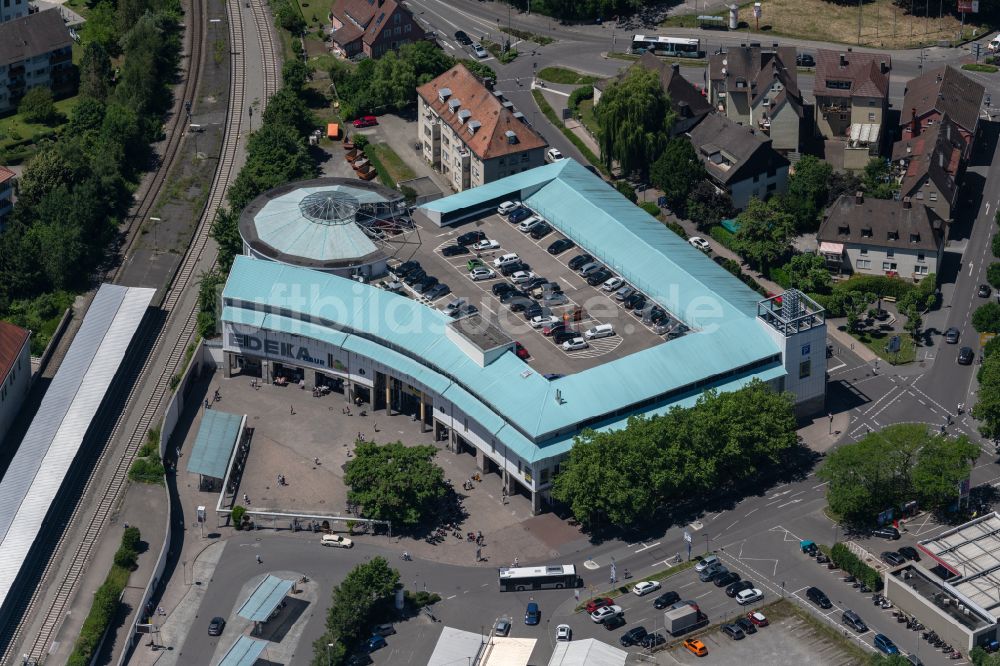 Luftaufnahme Friedrichshafen - Parkdeck auf dem Gebäude des Parkhauses Altstadt in Friedrichshafen im Bundesland Baden-Württemberg, Deutschland