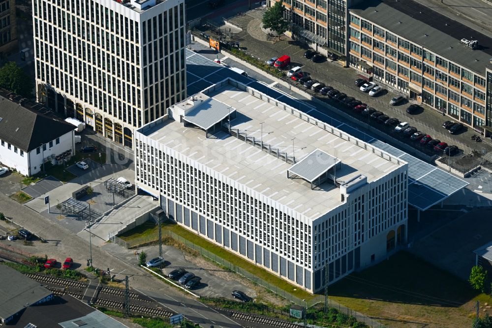 Luftbild Bremen - Parkdeck auf dem Gebäude des Parkhauses im Ortsteil Bahnhofsvorstadt in Bremen, Deutschland