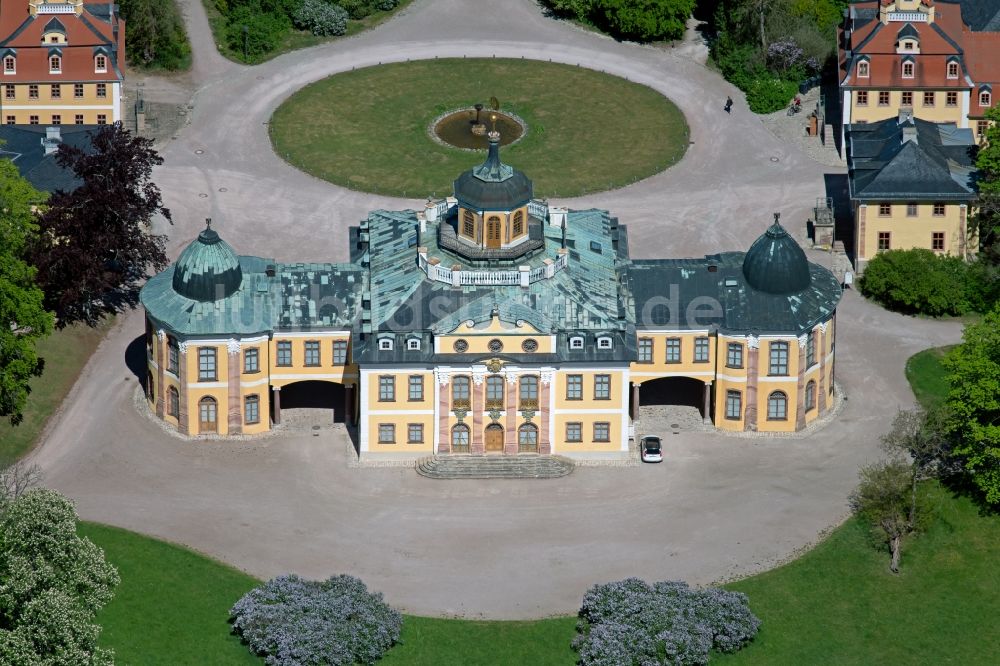 Weimar von oben - Pavillon von Schloss Belvedere in Weimar im Bundesland Thüringen, Deutschland