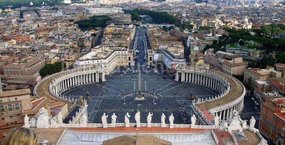 Luftbild Vatikanstadt - Petersplatz von der Kuppel des Petersdom aus gesehen