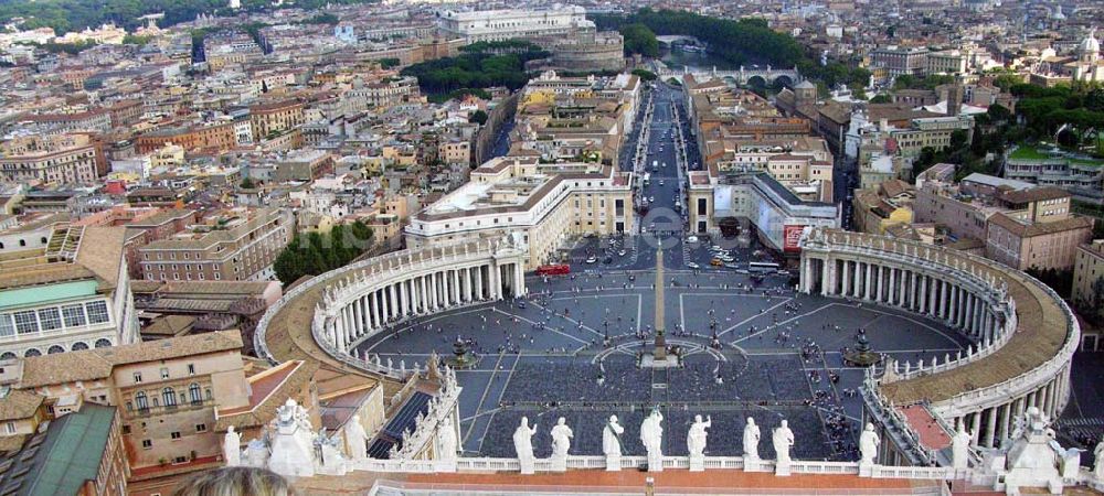 Luftbild Vatikanstadt - Petersplatz von der Kuppel des Petersdom aus gesehen