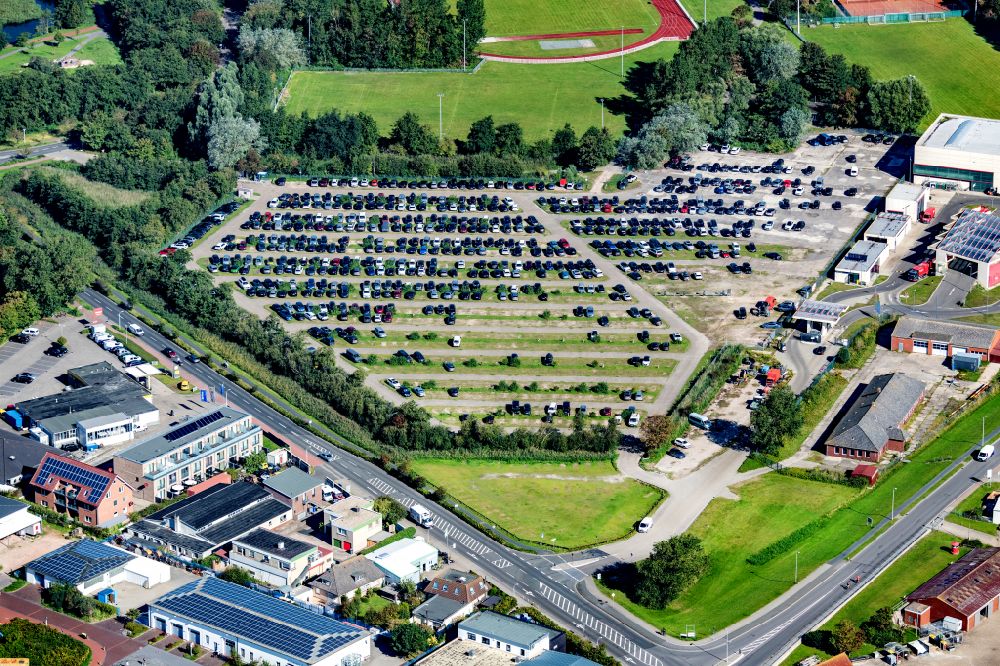Luftbild Norderney - PKW Abstellflächen und Freiflächen der Dauerparkplatz C Inselparker auf Norderney im Bundesland Niedersachsen, Deutschland