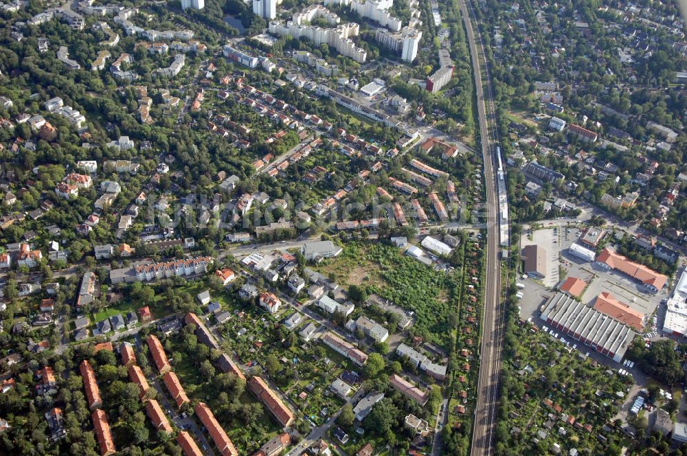 Berlin von oben - Planfläche an der Hildburghauser Strasse in Berlin-Lankwitz