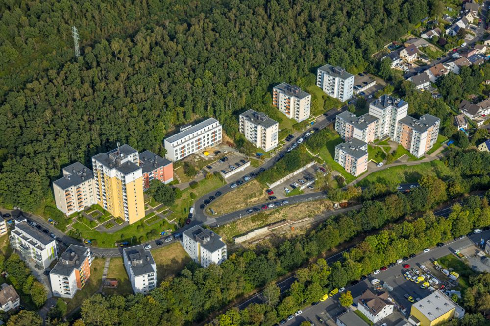 Luftaufnahme Birlenbach - Plattenbau- Hochhaus- Wohnsiedlung in Birlenbach im Bundesland Nordrhein-Westfalen, Deutschland
