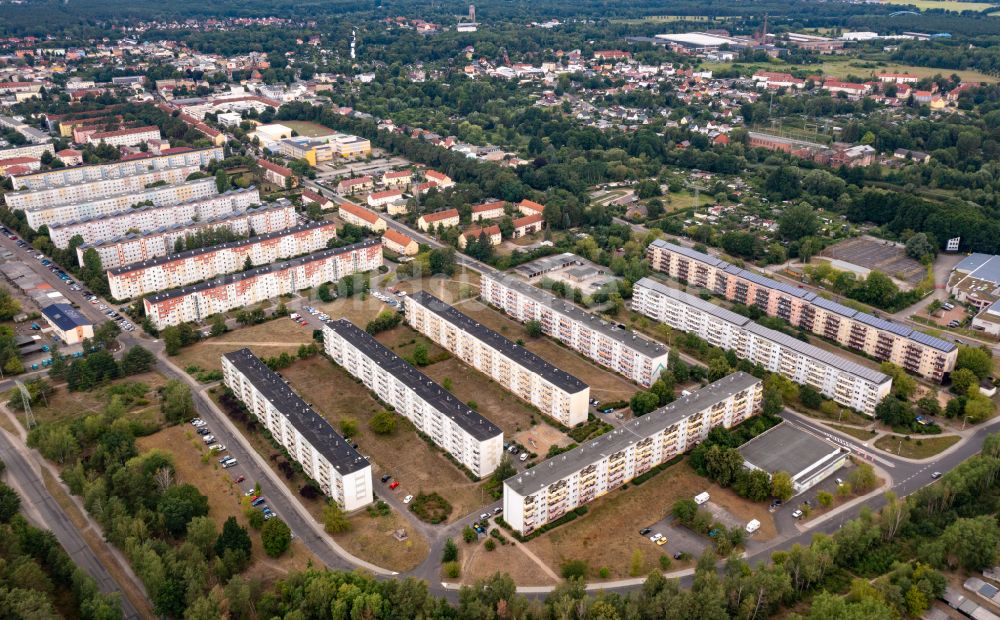 Luftbild Eberswalde - Plattenbau- Hochhaus- Wohnsiedlung Finow Ost in Eberswalde im Bundesland Brandenburg, Deutschland