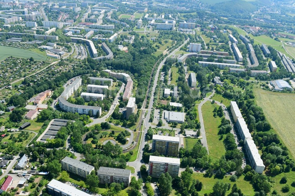 Gera von oben - Plattenbau- Hochhaus- Wohnsiedlung in Gera im Bundesland Thüringen, Deutschland
