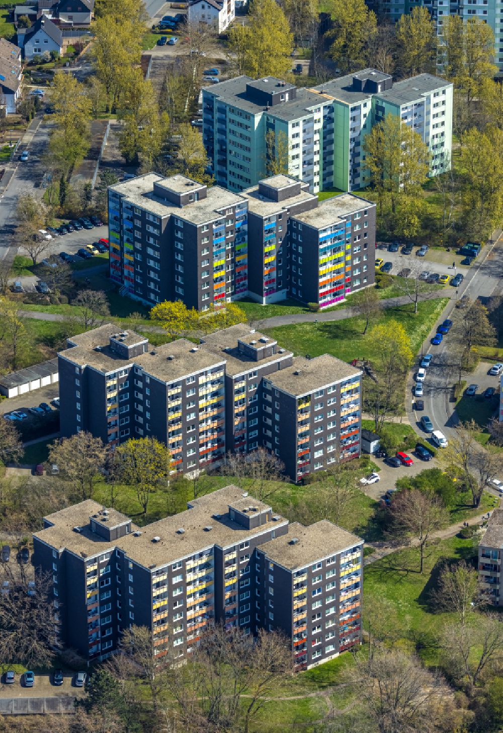 Luftbild Hagen - Plattenbau- Hochhaus- Wohnsiedlung Humperdinckstraße und Auf dem Bauloh in Hagen im Bundesland Nordrhein-Westfalen, Deutschland