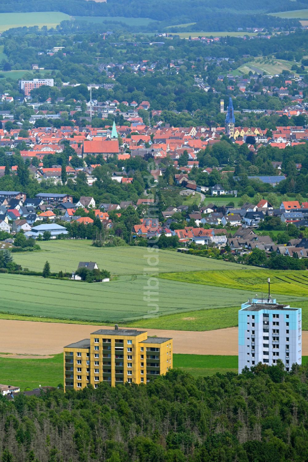 Lemgo von oben - Plattenbau- Hochhaus- Wohnsiedlung in Lemgo im Bundesland Nordrhein-Westfalen, Deutschland