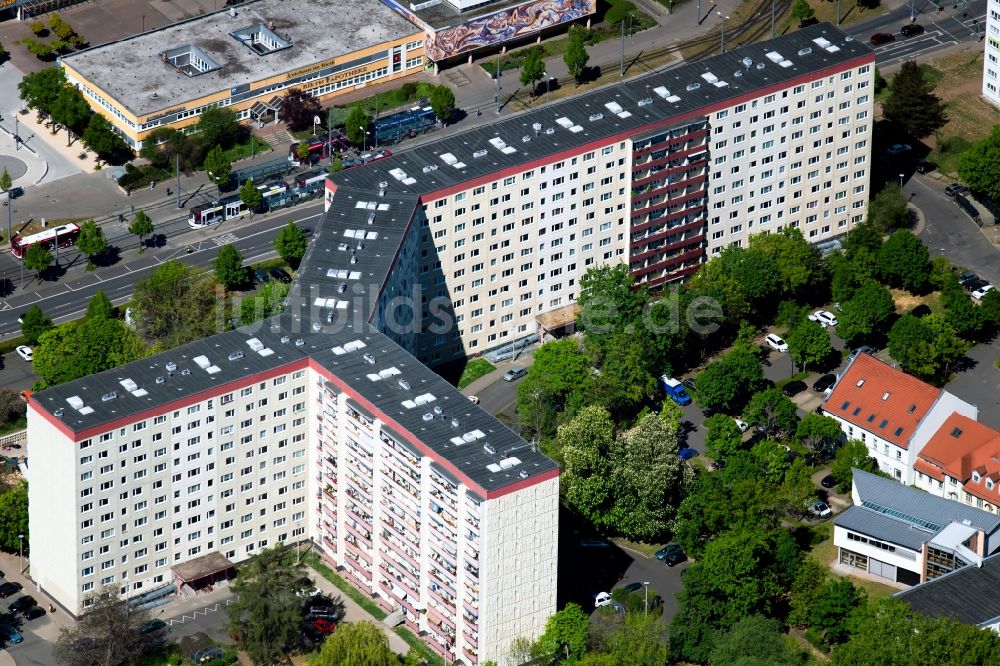 Luftbild Erfurt - Plattenbau- Hochhaus- Wohnsiedlung Mainzer Straße - Kasseler Straße in Erfurt im Bundesland Thüringen, Deutschland