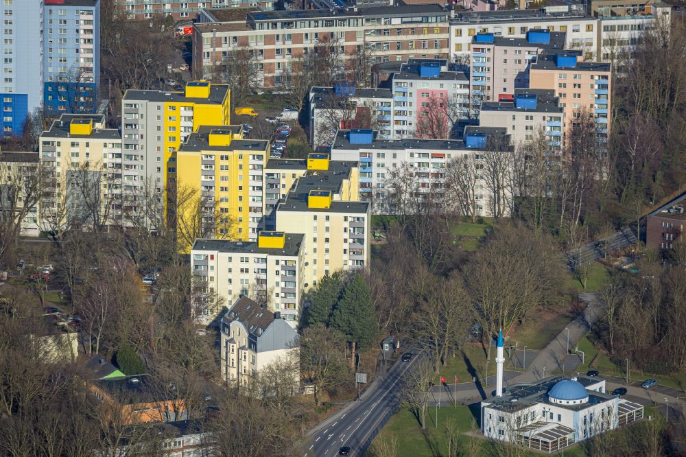 Luftaufnahme Dortmund - Plattenbau- Hochhaus- Wohnsiedlung im Ortsteil Clarenberg in Dortmund im Bundesland Nordrhein-Westfalen, Deutschland