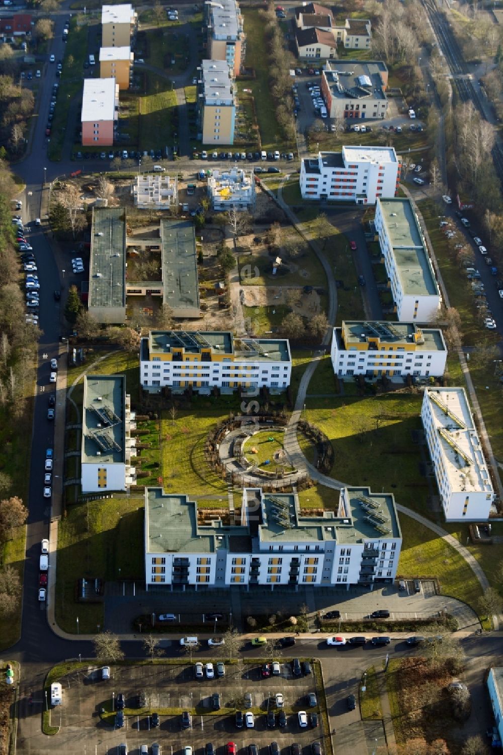 Luftbild Schwerin - Plattenbau- Hochhaus- Wohnsiedlung Pilaer Straße in Schwerin im Bundesland Mecklenburg-Vorpommern, Deutschland