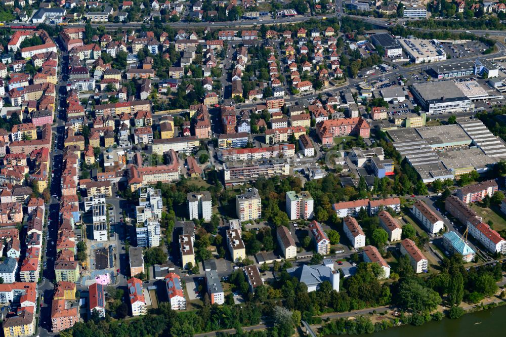 Luftaufnahme Sanderau - Plattenbau- Hochhaus- Wohnsiedlung in Sanderau im Bundesland Bayern, Deutschland