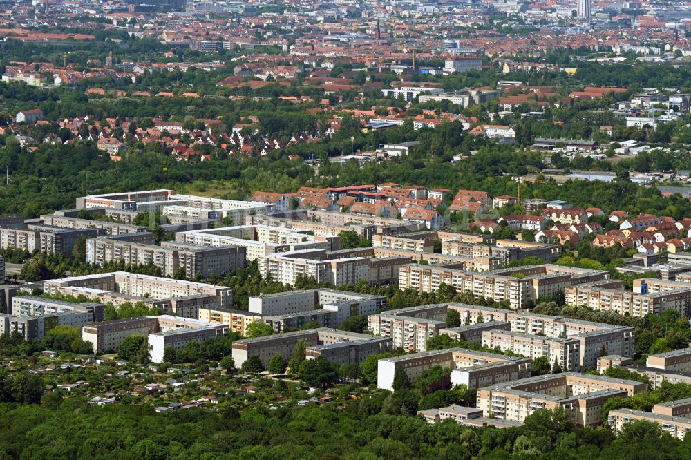 Luftbild Leipzig - Plattenbau- Hochhaus- Wohnsiedlung im Stadtteil Paunsdorf in Leipzig im Bundesland Sachsen
