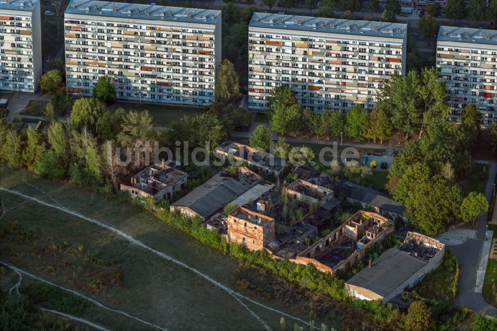 Leipzig von oben - Plattenbau- Hochhaus- Wohnsiedlung an der Straße des 18. Oktober in Leipzig im Bundesland Sachsen, Deutschland