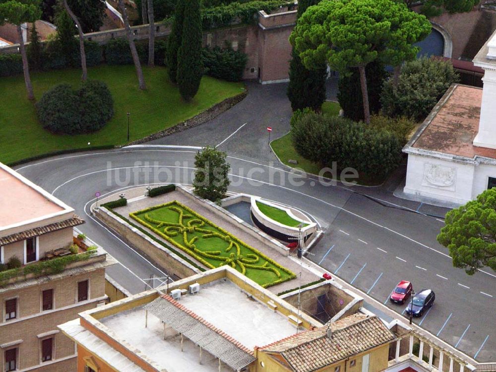 Luftbild Vatikanstadt - Platz vor dem Bahnhof des Vatikans