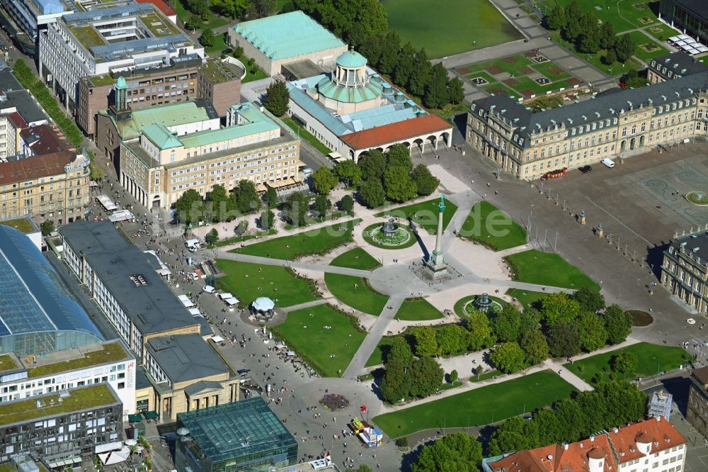 Stuttgart aus der Vogelperspektive: Platz- Ensemble Schlossplatz in Stuttgart im Bundesland Baden-Württemberg, Deutschland