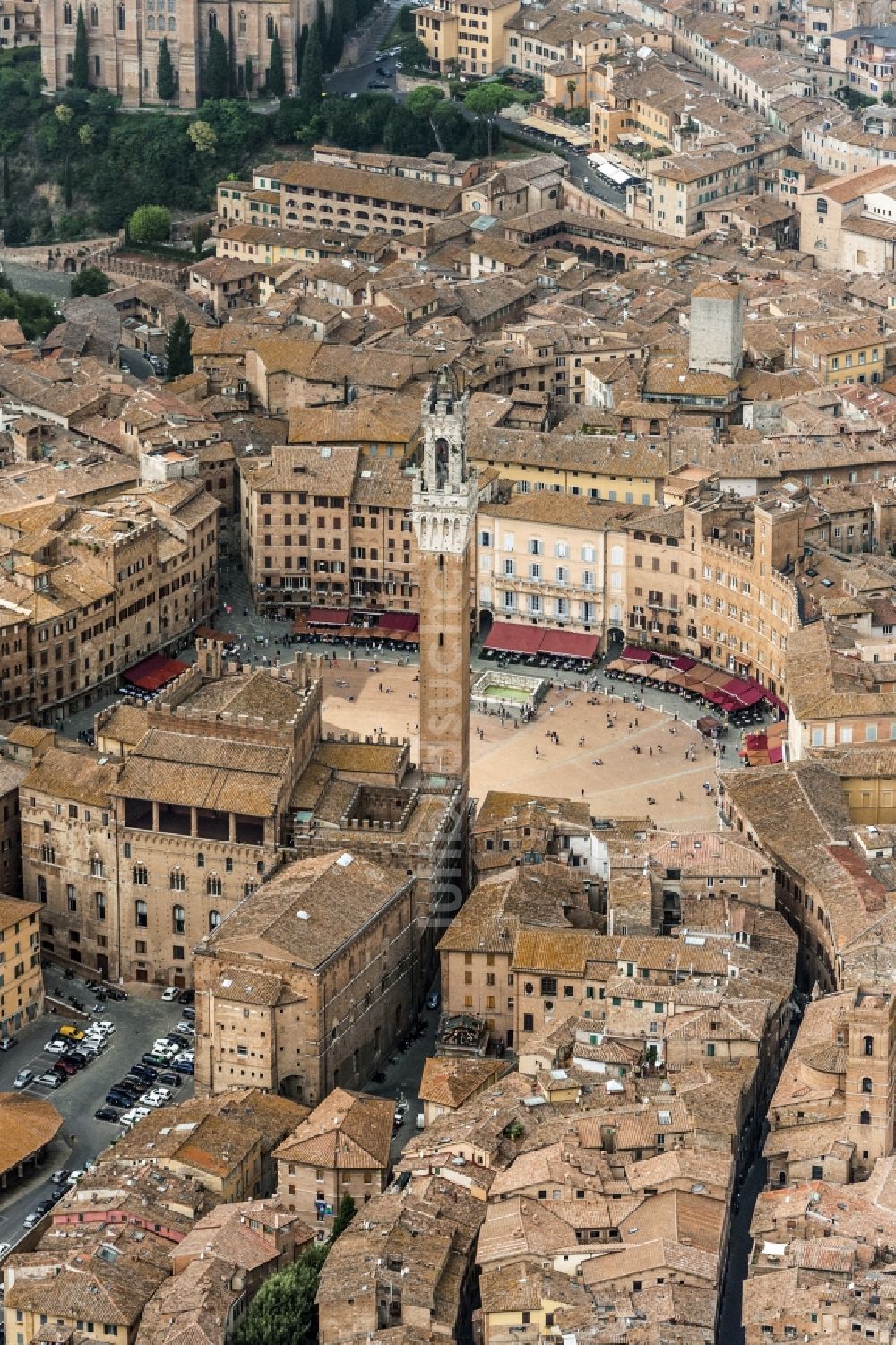 Luftaufnahme Siena - Plazza del Campo in Siena in der gleichnamigen Provinz in Italien