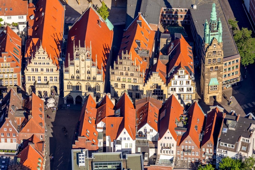 Luftaufnahme Münster - Prinzipalmarkt in der Altstadt in Münster im Bundesland Nordrhein-Westfalen, Deutschland