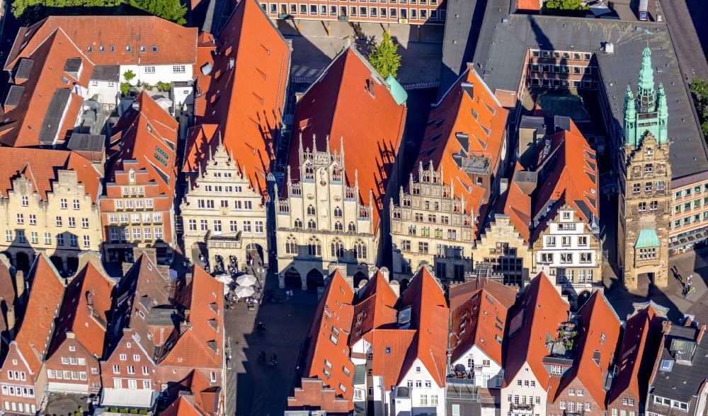Münster von oben - Prinzipalmarkt in der Altstadt in Münster im Bundesland Nordrhein-Westfalen, Deutschland
