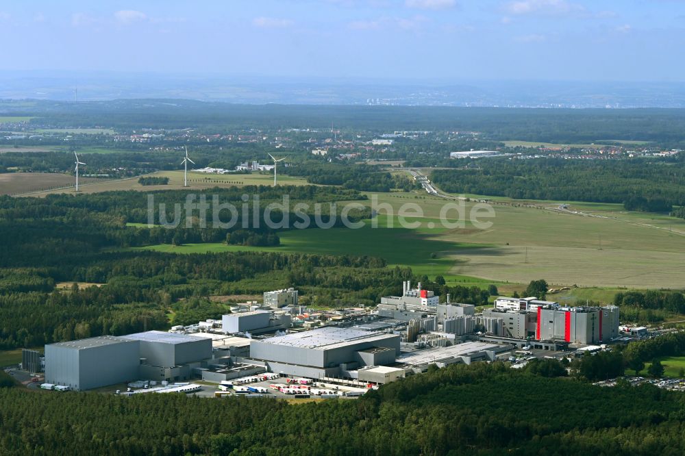 Wachau von oben - Produktionsanlagen des Unternehmens Sachsenmilch im Ortsteil Leppersdorf in Wachau im Bundesland Sachsen