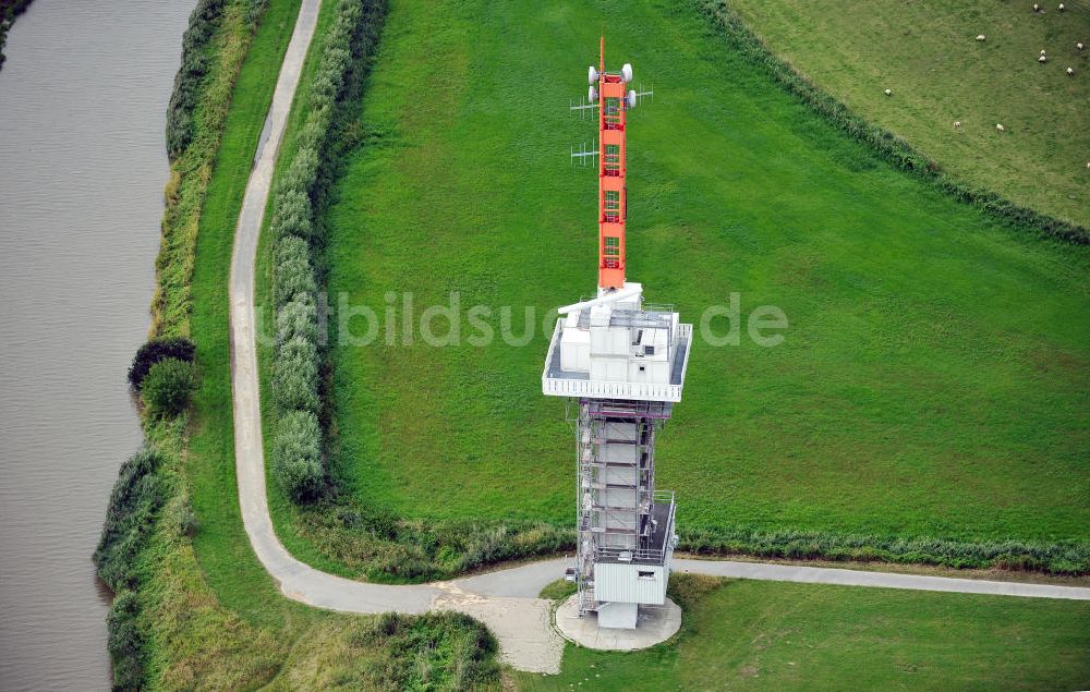 Luftbild Freiburg / Elbe - Radarturm an der Elbe Freiburg
