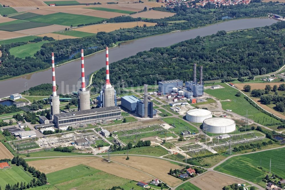 Luftbild Vohburg an der Donau - Raffinerie- Anlagen und Leitungssysteme auf dem Werksgelände des Chemieproduzenten Bayernoil in Vohburg an der Donau im Bundesland Bayern
