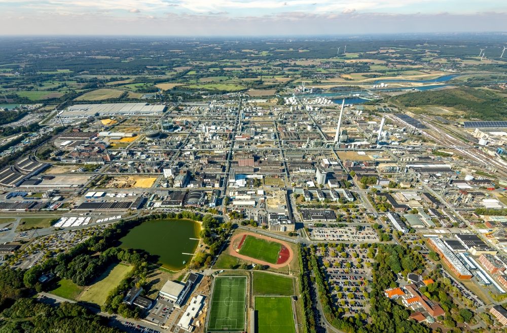 Luftbild Marl - Raffinerie- Werksgelände des Chemieproduzenten am Chemiepark in Marl im Bundesland Nordrhein-Westfalen, Deutschland