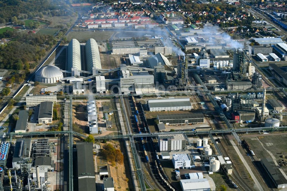 Luftaufnahme Piesteritz - Raffinerie- Werksgelände des Chemieproduzenten SKW Stickstoffwerke Piesteritz GmbH in Piesteritz im Bundesland Sachsen-Anhalt, Deutschland