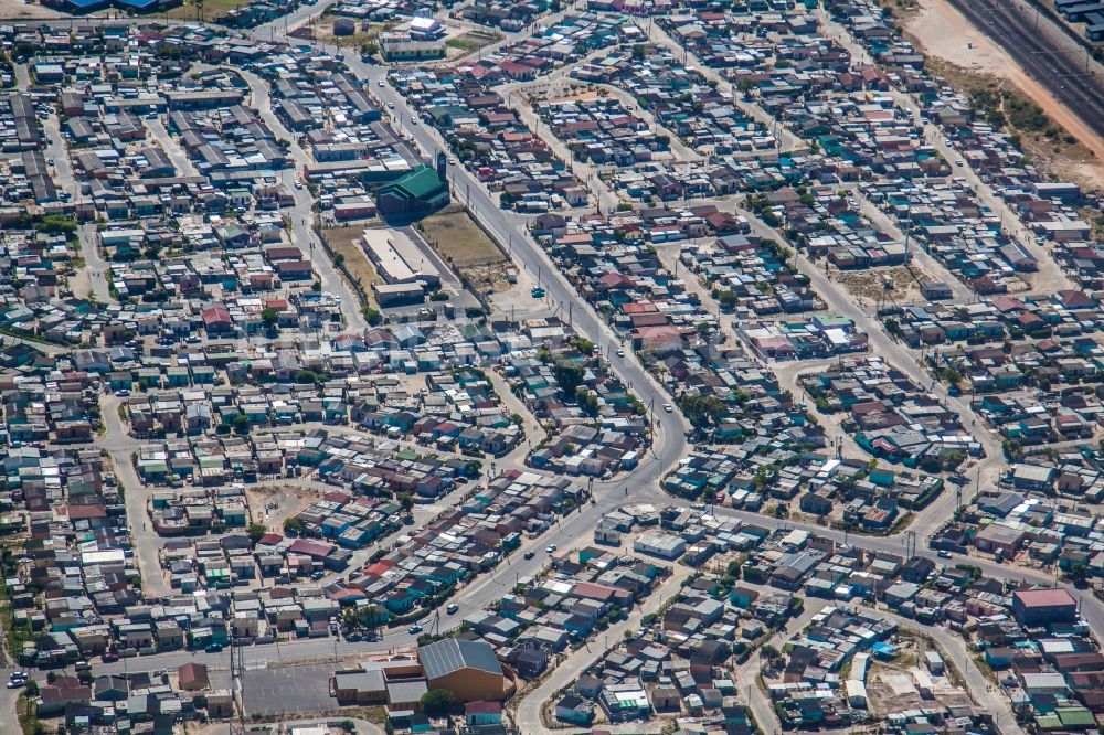 Luftbild Kapstadt - Randbezirk Kapstadt - Nyanga Township in Kapstadt