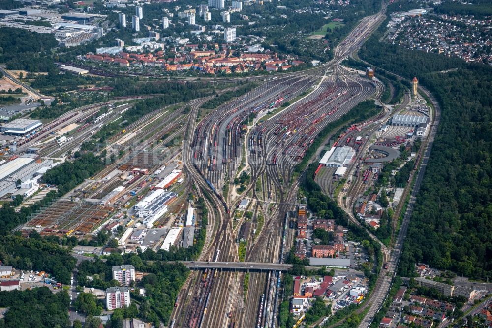 Luftaufnahme Nürnberg - Rangierbahnhof und Güterbahnhof der Deutschen Bahn in Nürnberg im Bundesland Bayern