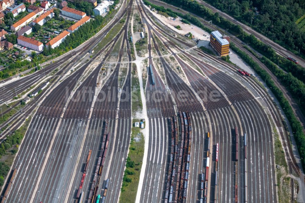 Nürnberg aus der Vogelperspektive: Rangierbahnhof und Güterbahnhof der Deutschen Bahn in Nürnberg im Bundesland Bayern