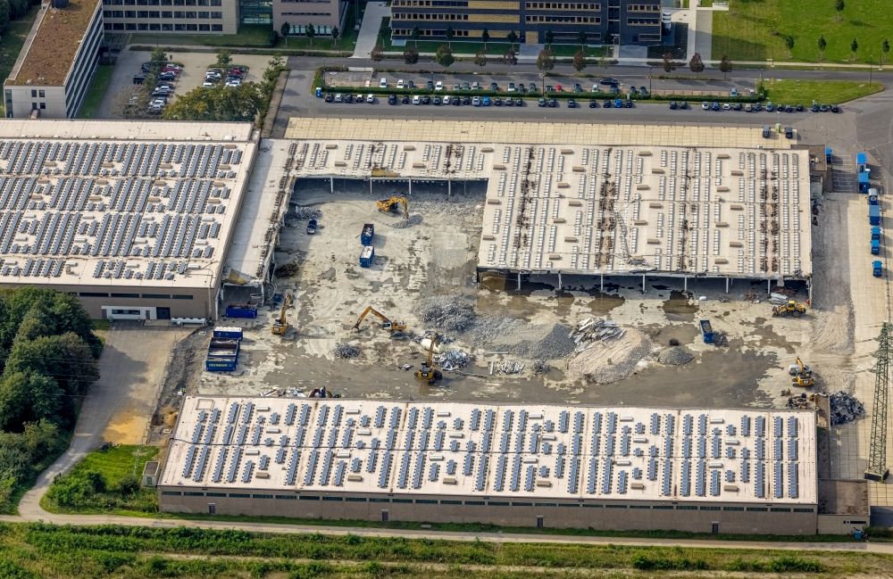 Luftbild Mülheim an der Ruhr - Rückbau eines Lager-Gebäudekomplex und Logistikzentrum auf dem Gelände ALDI Süd in Mülheim an der Ruhr im Bundesland Nordrhein-Westfalen, Deutschland