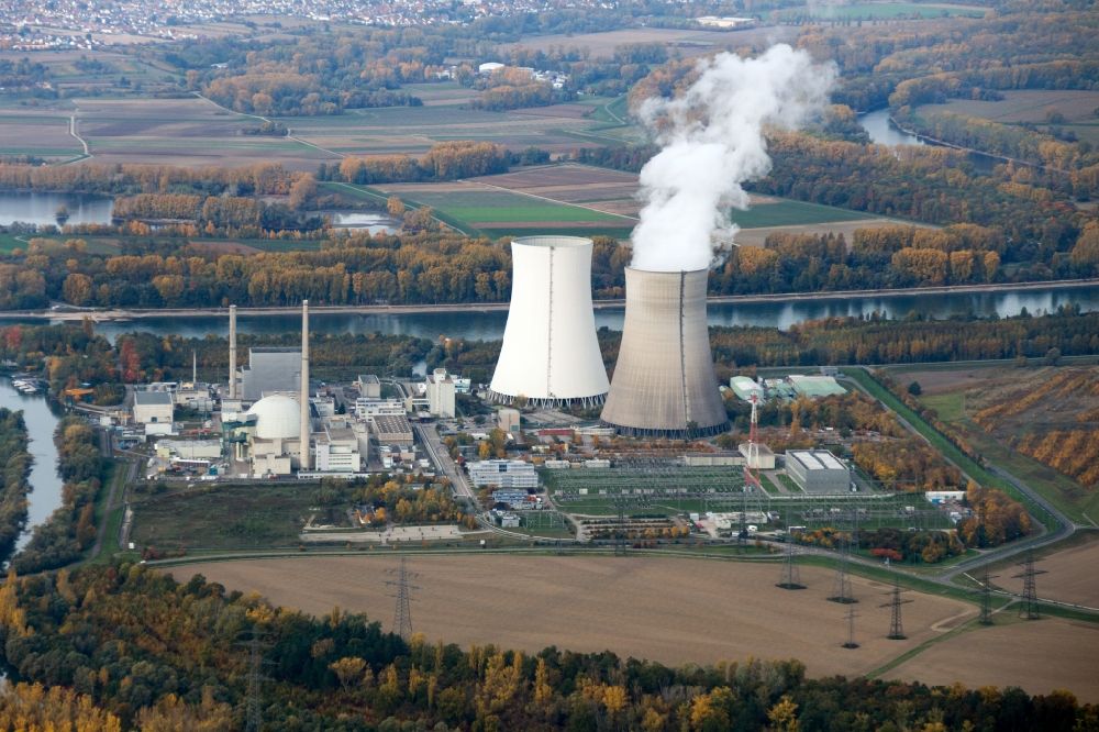 Luftbild Philippsburg - Reaktorblöcke und Anlagen des AKW - KKW Kernkraftwerk in Philippsburg im Bundesland Baden-Württemberg