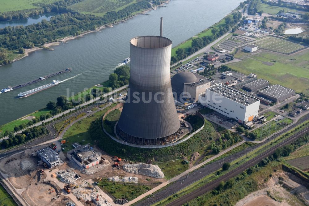 Luftaufnahme Mülheim-Kärlich - Reaktorblock und Anlagen des ehemaligen AKW - KKW Kernkraftwerk in Mülheim-Kärlich im Bundesland Rheinland-Pfalz, Deutschland