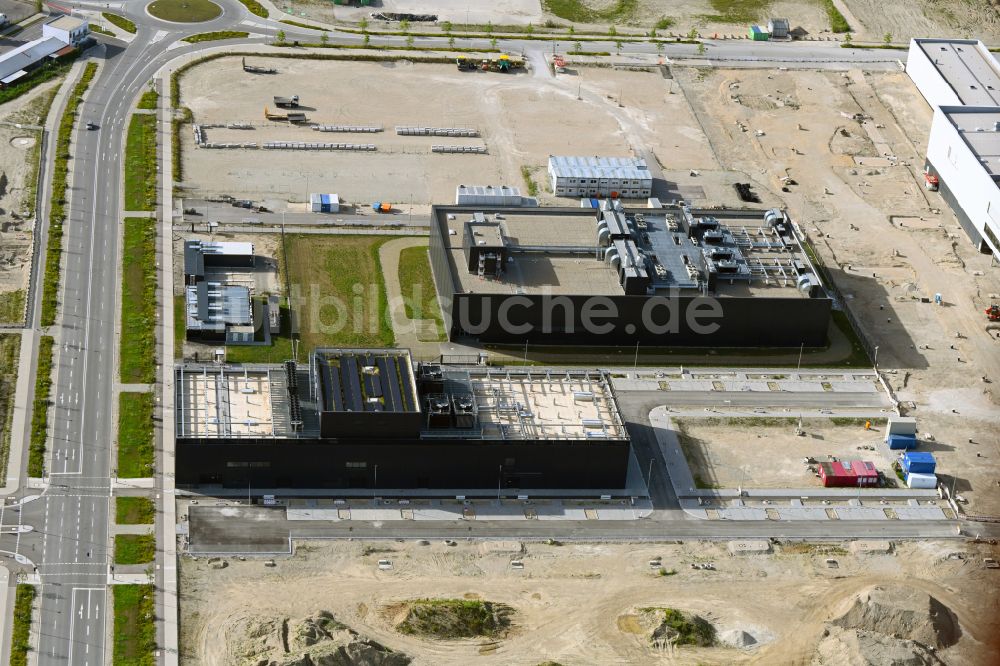 Ingolstadt von oben - Rechenzentrum und Energiezentrum im Entwicklungsgebiet der Industriebrache IN-Campus in Ingolstadt im Bundesland Bayern, Deutschland
