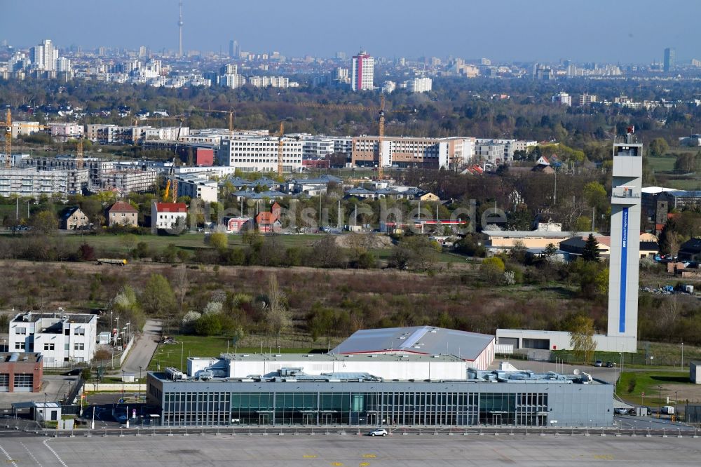 Luftbild Schönefeld - Regierungsflughafen - Empfangsgebäude im Protokollbereich am Flughafen BER in Schönefeld im Bundesland Brandenburg, Deutschland