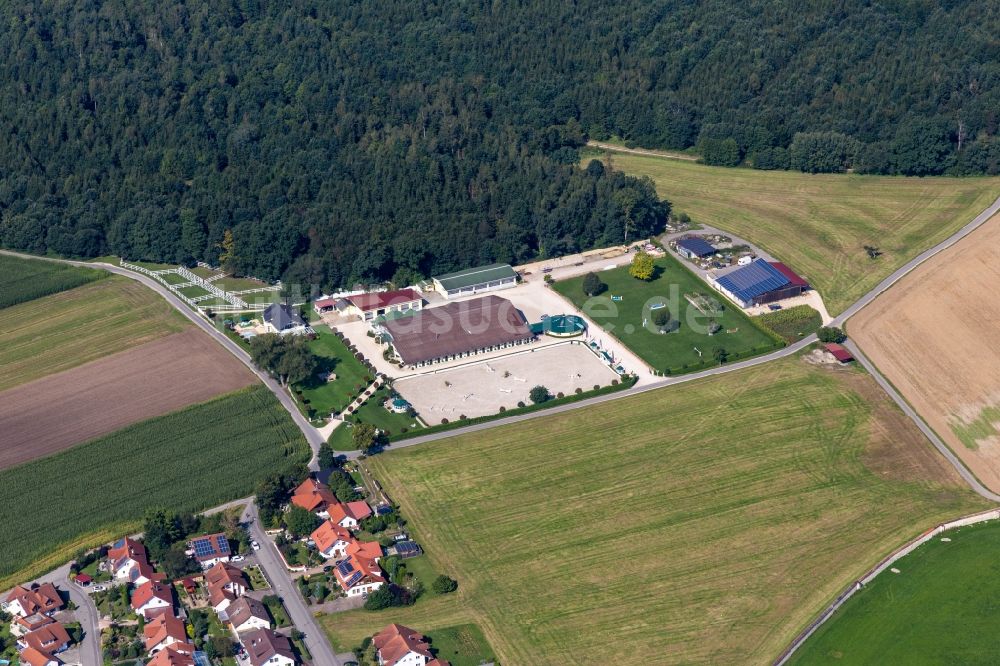 Luftaufnahme Heiligkreuztal - Reitstall - Reiterhof - Marstall der MSM Marschall Sportpferde Management GmbH in Heiligkreuztal im Bundesland Baden-Württemberg, Deutschland