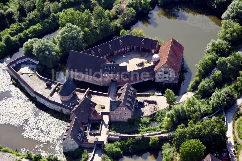 Lüdinghausen von oben - Reitzentrum Gestüt Moorhof auf Burg Kakesbeck in Lüdinghausen im Bundesland Nordrhein-Westfalen, Deutschland