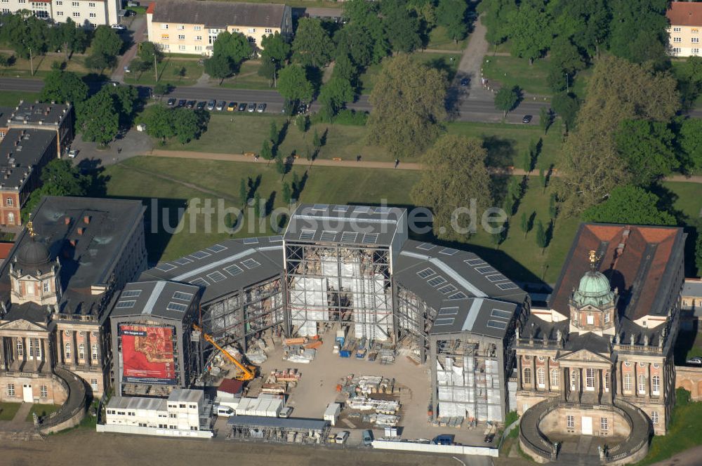 Luftaufnahme Potsdam - Rekonstruktionsarbeiten am Neuen Palais Potsdam