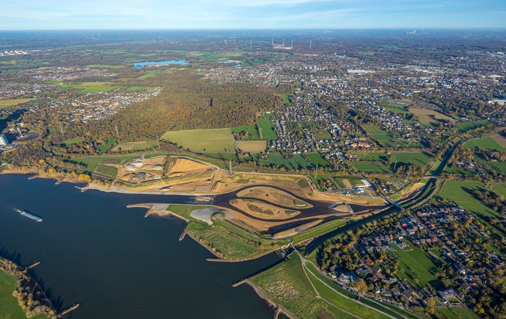 Luftbild Eppinghoven - Renaturierung an den Uferbereichen des Flusses Emscher an der Mündung in den Rhein in Eppinghoven im Bundesland Nordrhein-Westfalen, Deutschland