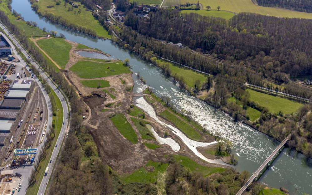 Steinhausen von oben - Renaturierung an den Uferbereichen des Flusses Ruhr in Steinhausen im Bundesland Nordrhein-Westfalen, Deutschland