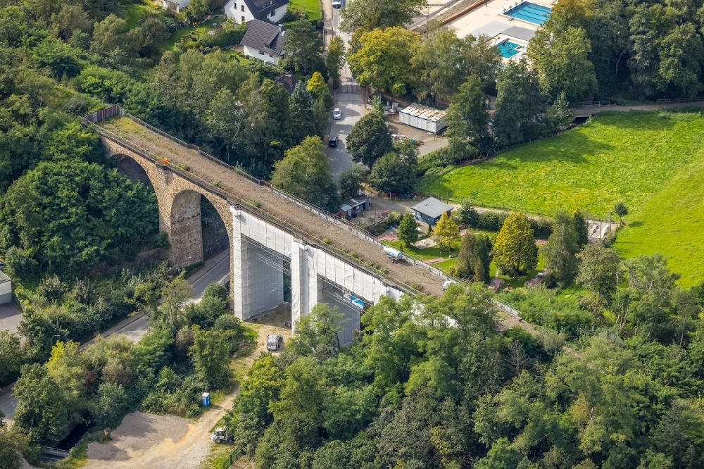 Luftaufnahme Gevelsberg - Renovierungsarbeiten am stillgelegten Viadukt in Gevelsberg im Bundesland Nordrhein-Westfalen
