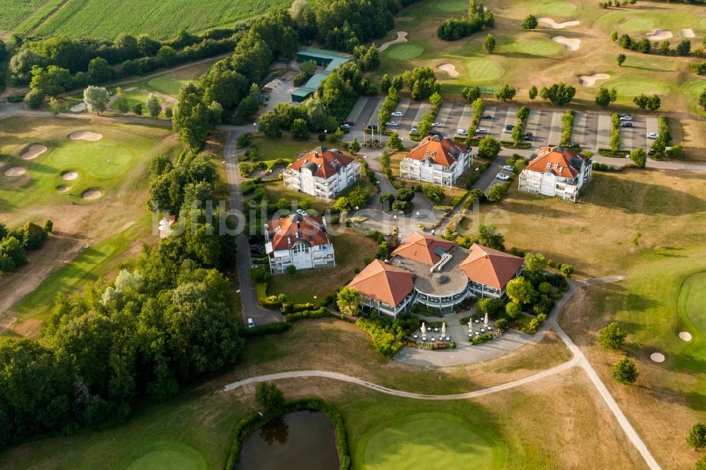Luftaufnahme Soufflenheim - Restaurant des Golfclub Soufflenheim Baden-Baden in Soufflenheim in Grand Est, Frankreich