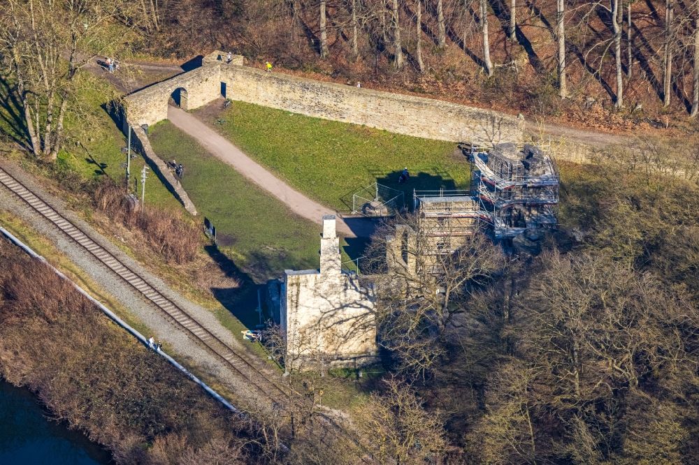 Herbede aus der Vogelperspektive: Restaurierung der Ruine Burgruine Hardenstein in Herbede im Bundesland Nordrhein-Westfalen, Deutschland