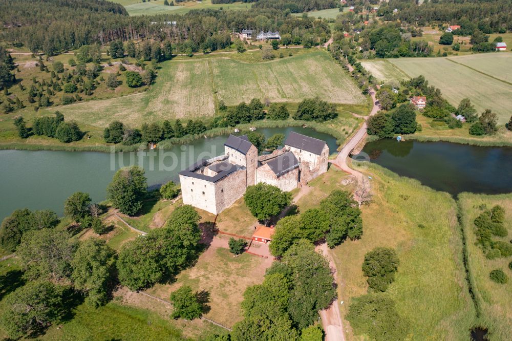 Luftbild Kastelholm - Reste der Ruine am Schlosspark des ehemaligen Schloß Kastelholm in Kastelholm in Alands landsbygd, Aland
