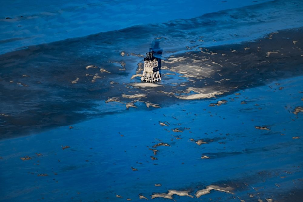 Süderoogsand aus der Vogelperspektive: Rettungsbake auf der Sandbank in Süderoogsand in der Nordsee im Bundesland Schleswig-Holstein, Deutschland