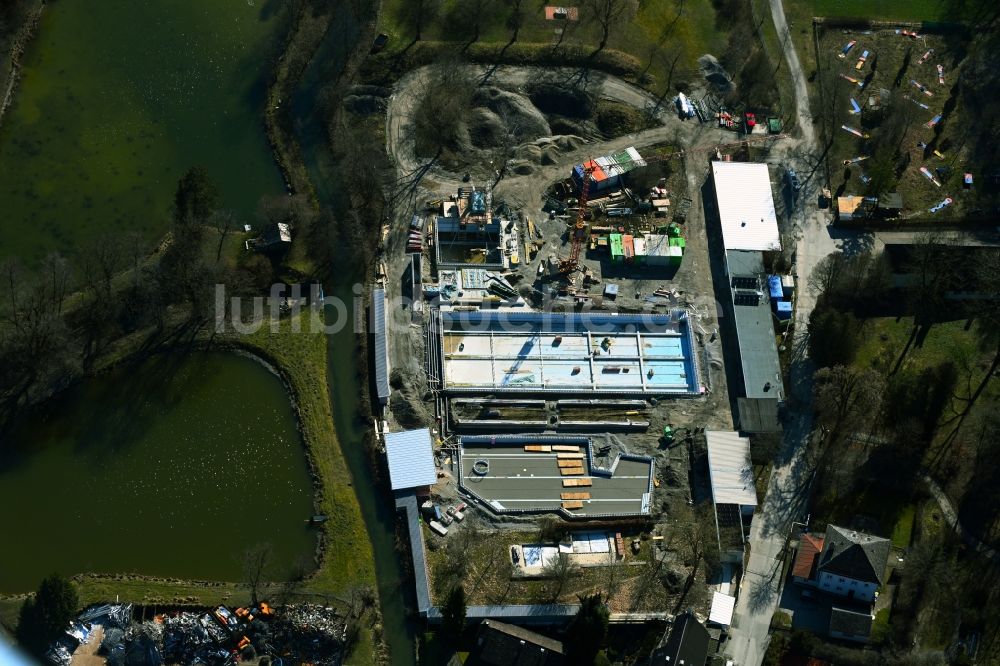 Luftbild Mindelheim - Revitalisierung des Freibad- Schwimmbeckenanlagen an der Tiergartenstraße in Mindelheim im Bundesland Bayern, Deutschland