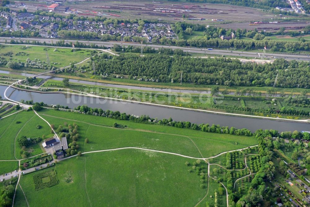 Luftaufnahme Oberhausen - Rhein-Herne-Kanal in Oberhausen im Bundesland Nordrhein-Westfalen